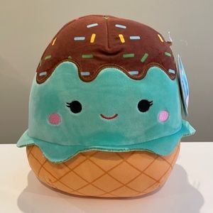 NWT 8” Maya the Ice Cream Squishmallow